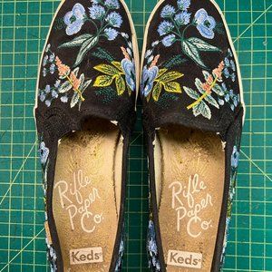 BUNDLE2$10 Keds Rifle Paper Slip on platform sneakers blue floral embroidery